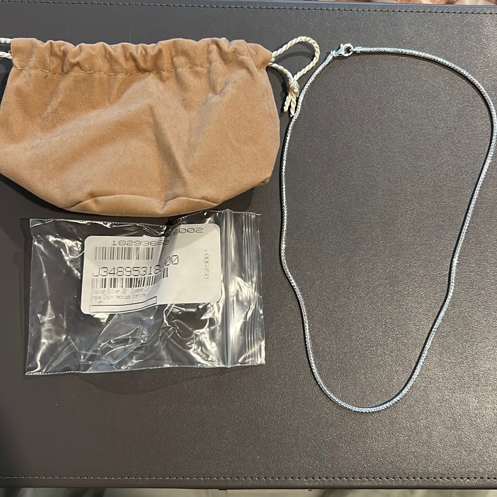 NWT Silver Necklace